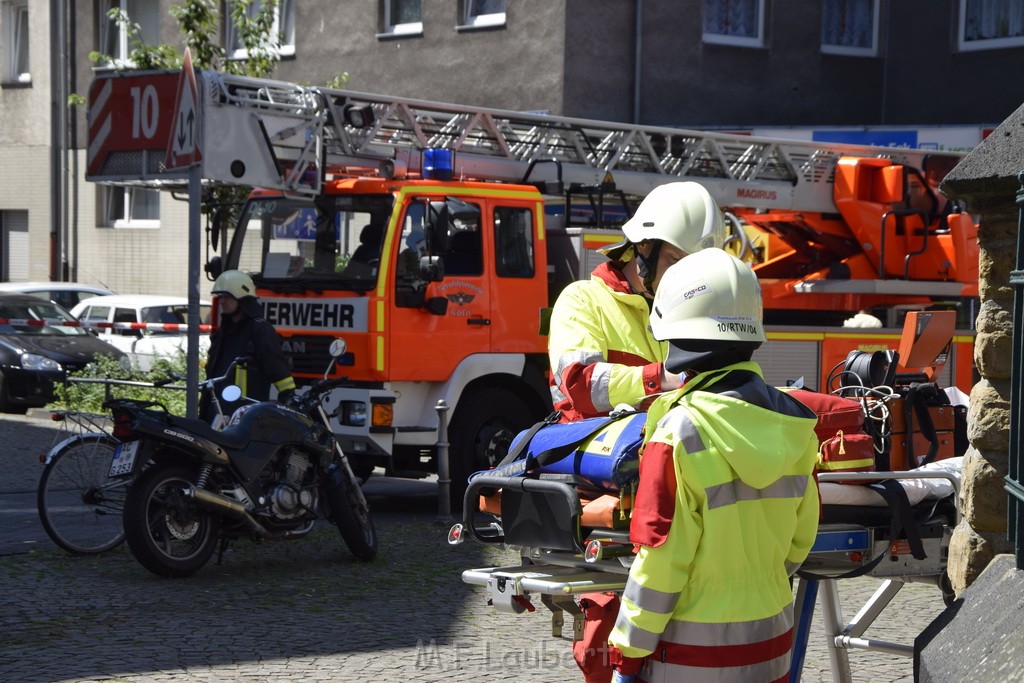 Explo Feuer 2 Koeln Kalk Hoefestr P060.JPG - Miklos Laubert